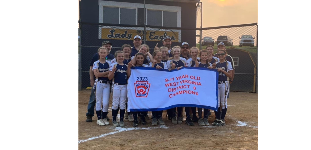 2023 9-11 Softball District Champs!!